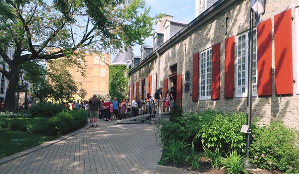 Château Ramezay - Historic Site and Museum of Montréal