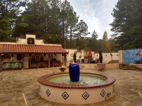 La Hacienda Bed & Breakfast