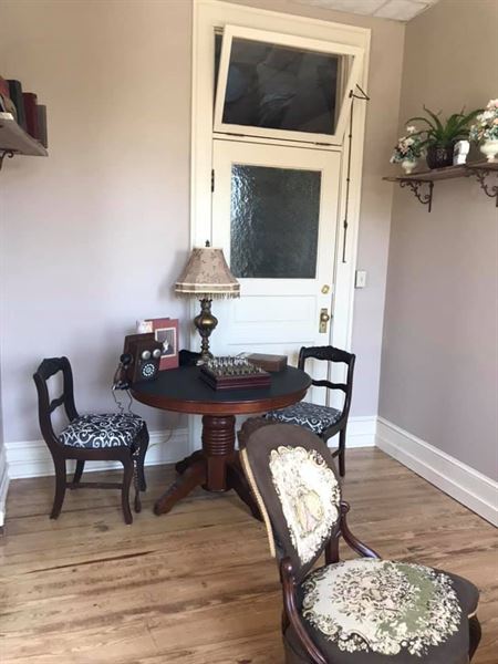 Brick and Mortar Grill