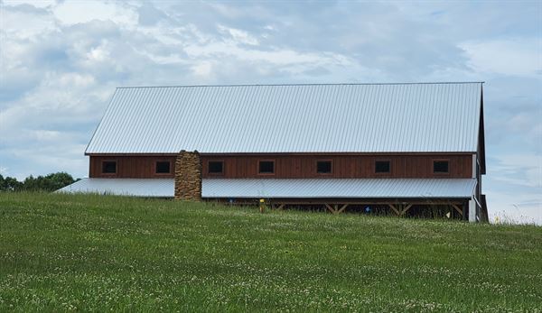 Grove Lake Farms Weddings and Events