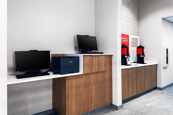 Fairfield Inn & Suites Springfield Enfield