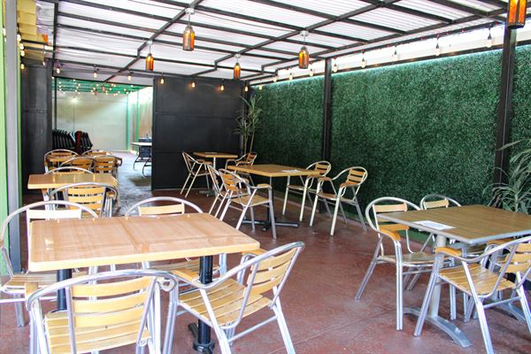 Tut's Egyptian Cuisine