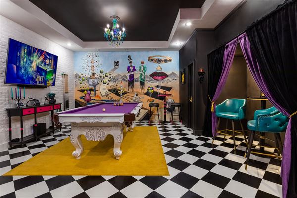 Social Cues - Surreal