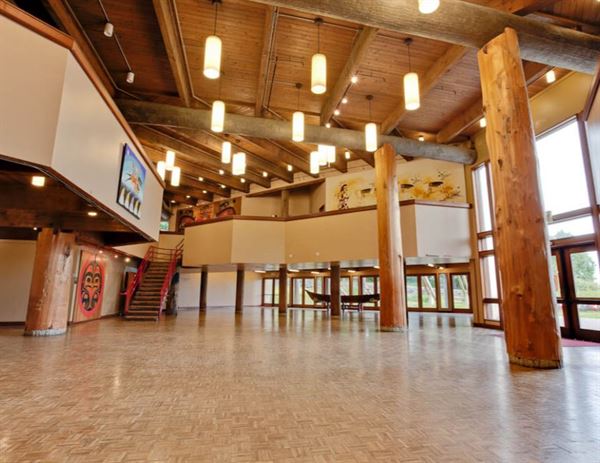 Daybreak Star Indian Cultural Center