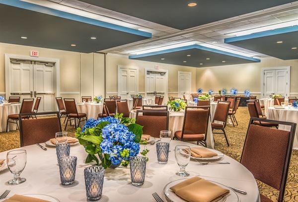 Courtyard by Marriott Charleston Historic District