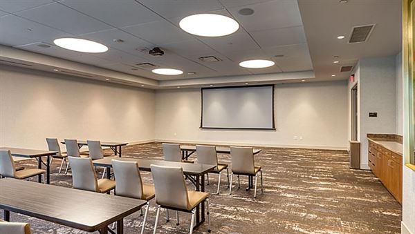 Holiday Inn Express Charlotte-South End