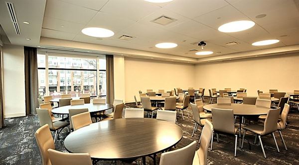 Holiday Inn Express Charlotte-South End