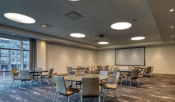 Holiday Inn Express Charlotte-South End