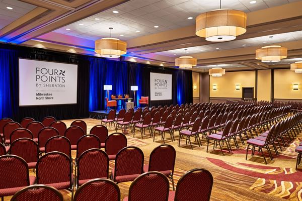 Four Points by Sheraton Milwaukee North Shore
