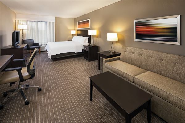Holiday Inn Express & Suites Minnetonka