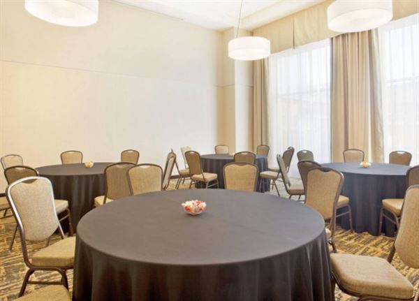 Hampton Inn & Suites Minneapolis Downtown