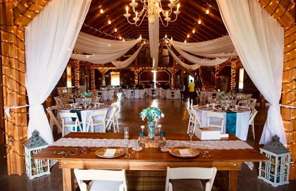 Jones Barn at Willow Creek Ranch