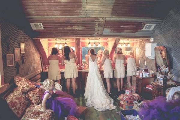 Jones Barn at Willow Creek Ranch