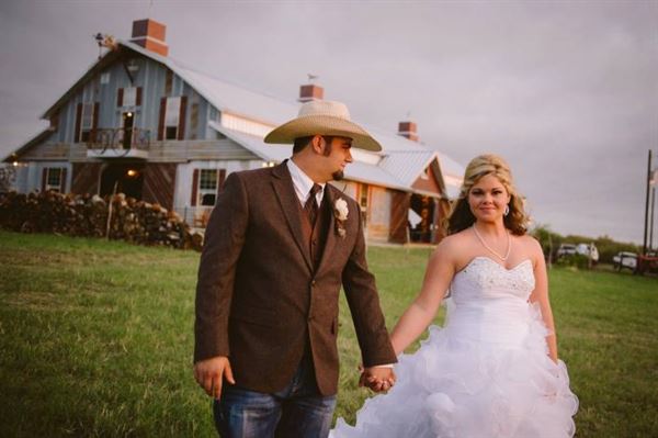 Jones Barn at Willow Creek Ranch