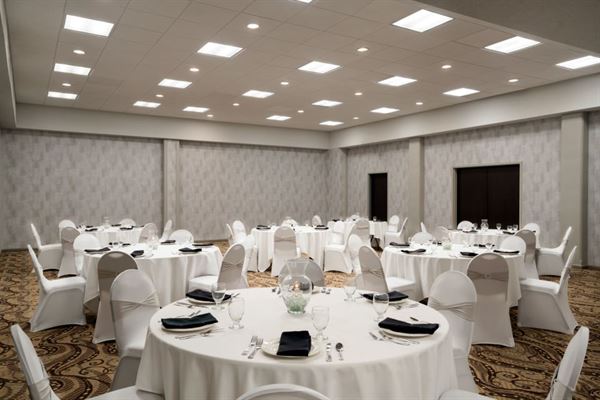 Embassy Suites by Hilton Brunswick