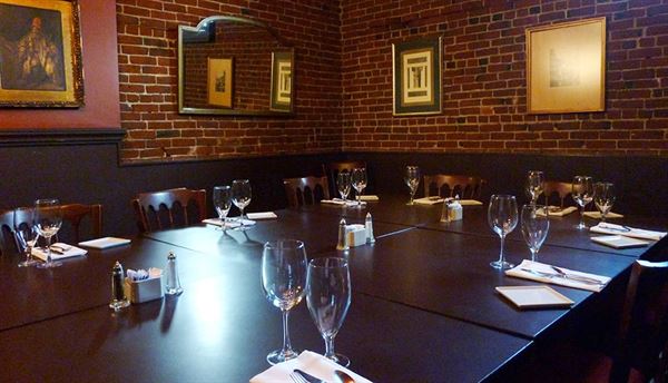 Wilf's Restaurant & Bar