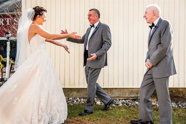 Kemfort's Cottage and Cora's Bed & Breakfast