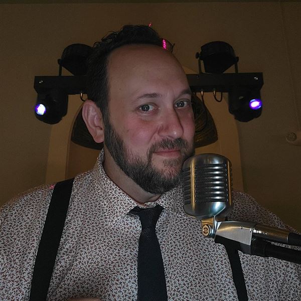 Douglas Adam Entertainment