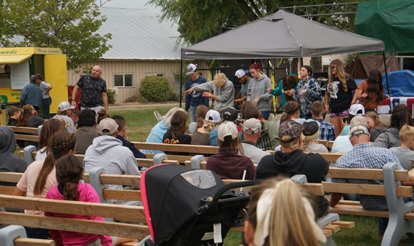 Missoula MT -Gavin Hooper Hypnotist Corporate Entertainment