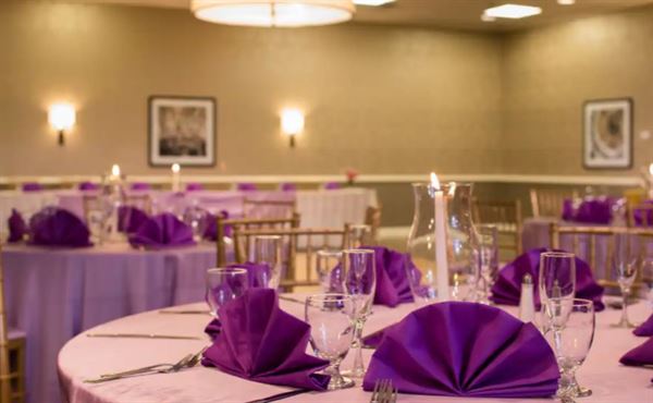 DoubleTree by Hilton Hotel Laurel