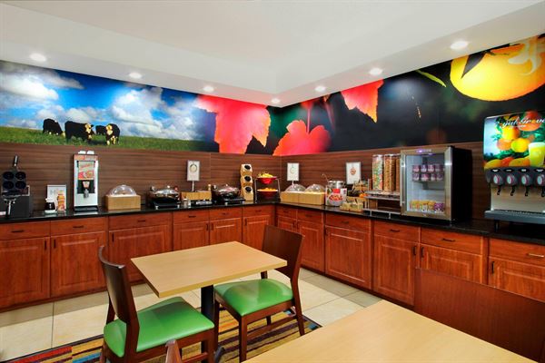 Fairfield Inn & Suites Colorado Springs South