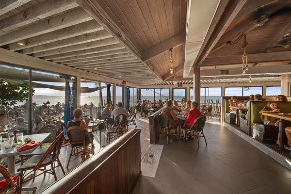 Sundowners on the Bay