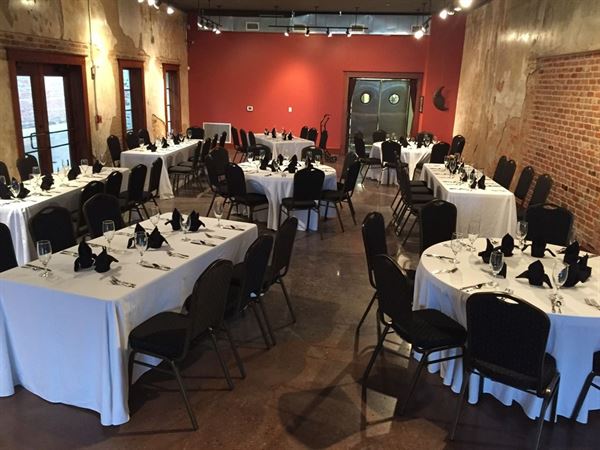 The Silvermoon On Broad