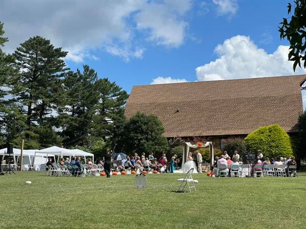 Axton Lodge's Rocky Knolls Barns