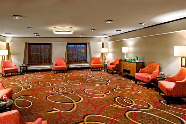 Sheraton Needham Hotel