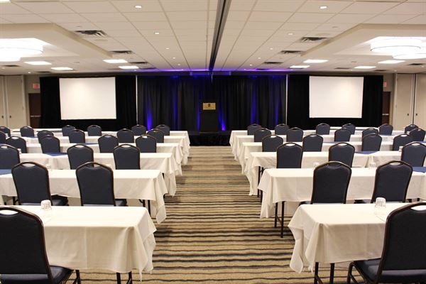 Embassy Suites by Hilton Bloomington Minneapolis