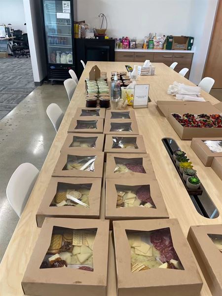 Saltalk Delivery Platoform