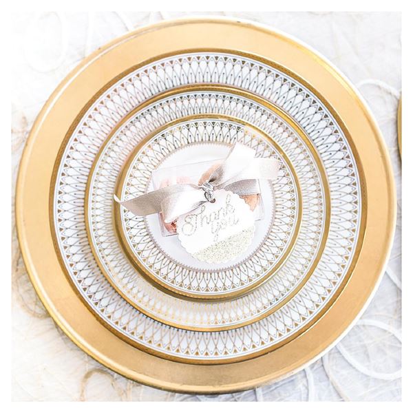 Le Macaron French Pastries