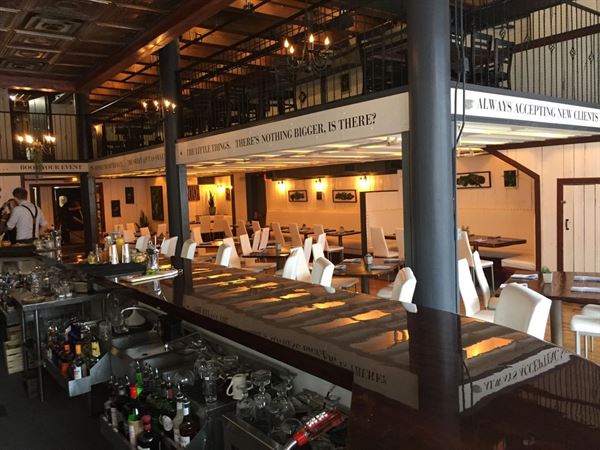 3eleven Kitchen & Cocktails