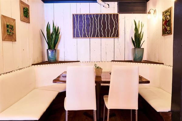 3eleven Kitchen & Cocktails