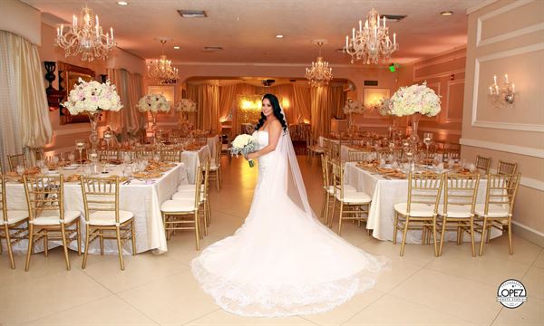 Grand Salon Reception Hall