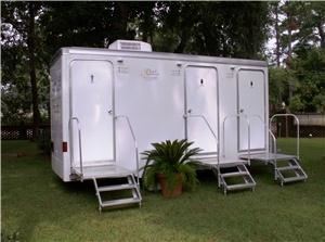 Royal Restrooms Of California