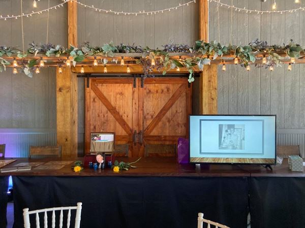 Oak View Weddings and Events