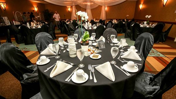 Holiday Inn Hotel & Suites Minneapolis - Lakeville