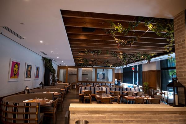 Anassa Taverna Downtown