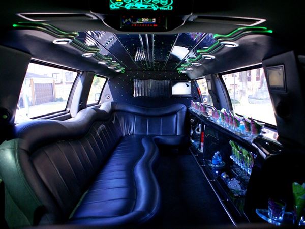 Black Car Everywhere Limousine & Car Service