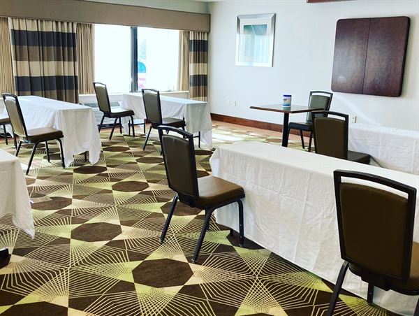 Holiday Inn Manchester Airport