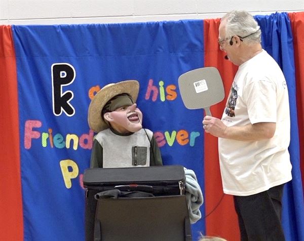 Friends Forever Puppets