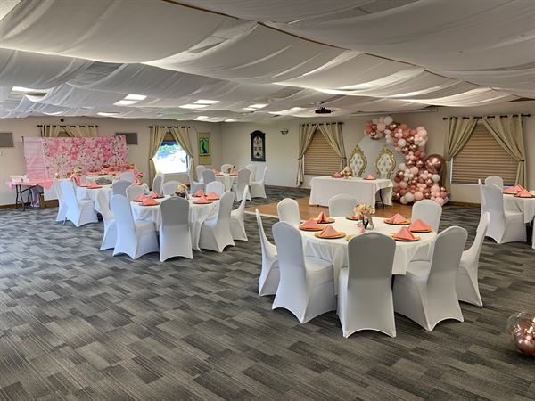 Dos Lagos Golf Course