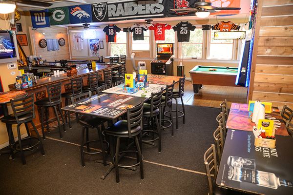 Island Bar and Grill, Pawleys Island