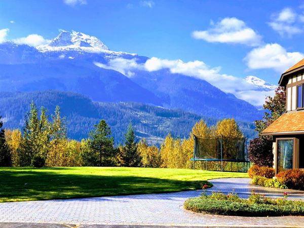 Begbie Views Retreat