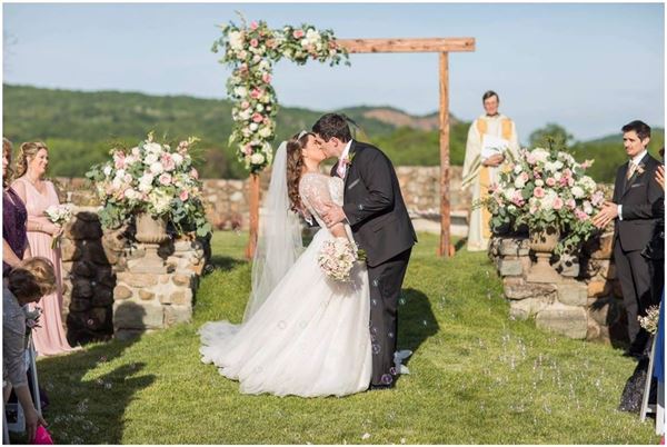 Paramount Country Club