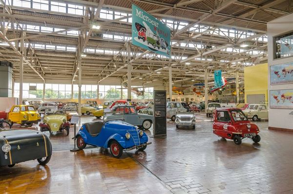 Lane Motor Museum