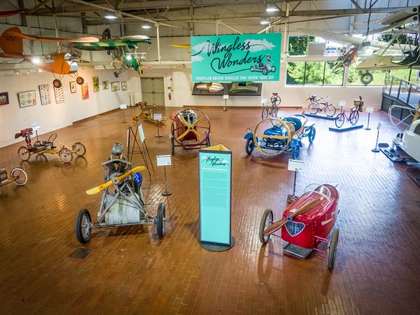 Lane Motor Museum