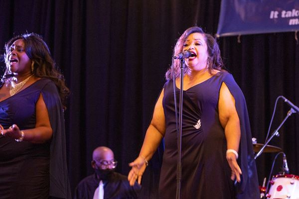 Johnny White And The Elite Band