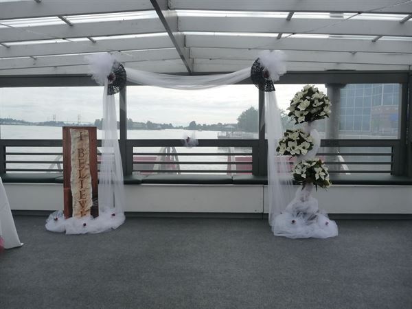 Paddlewheeler Riverboat Tours